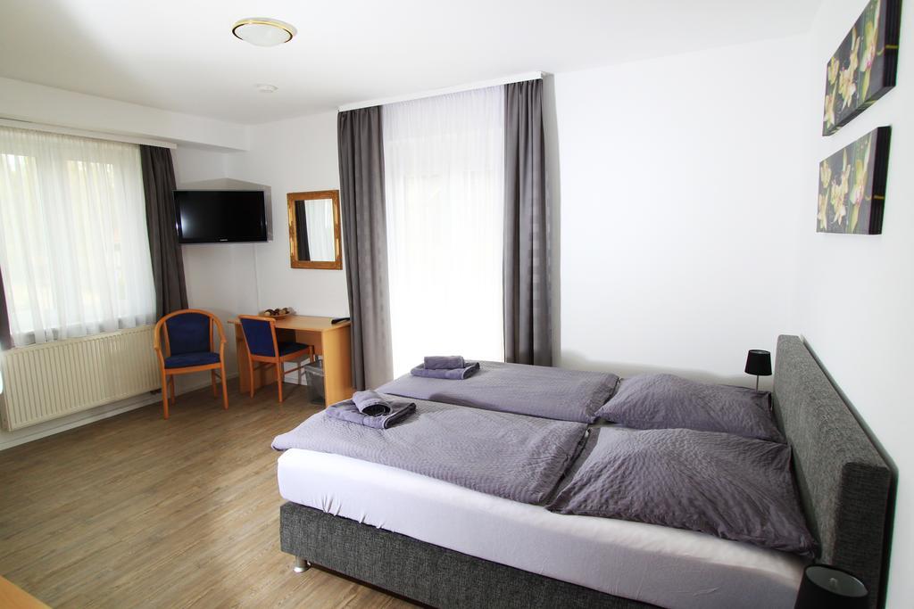 Hotel Sonnenhof Sindelfingen Quarto foto